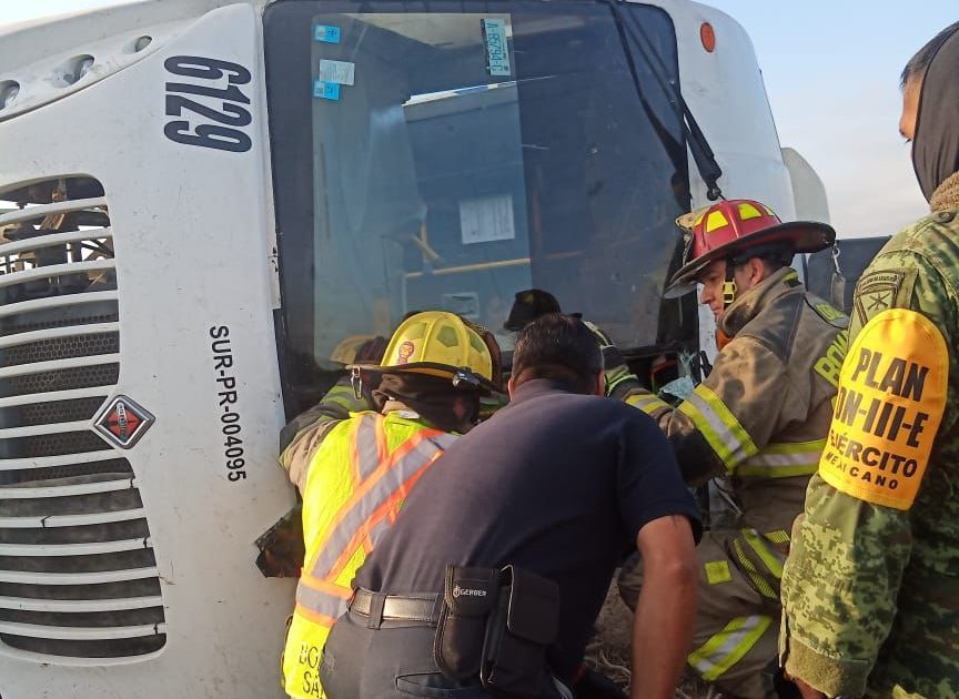 Vuelca Transporte De Personal Hay Lesionados Ntr Zacatecas