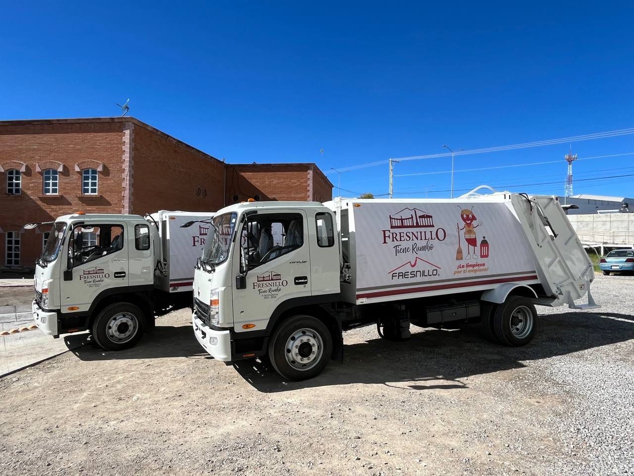 Donan Dos Camiones Recolectores Al Departamento De Limpia NTR Zacatecas