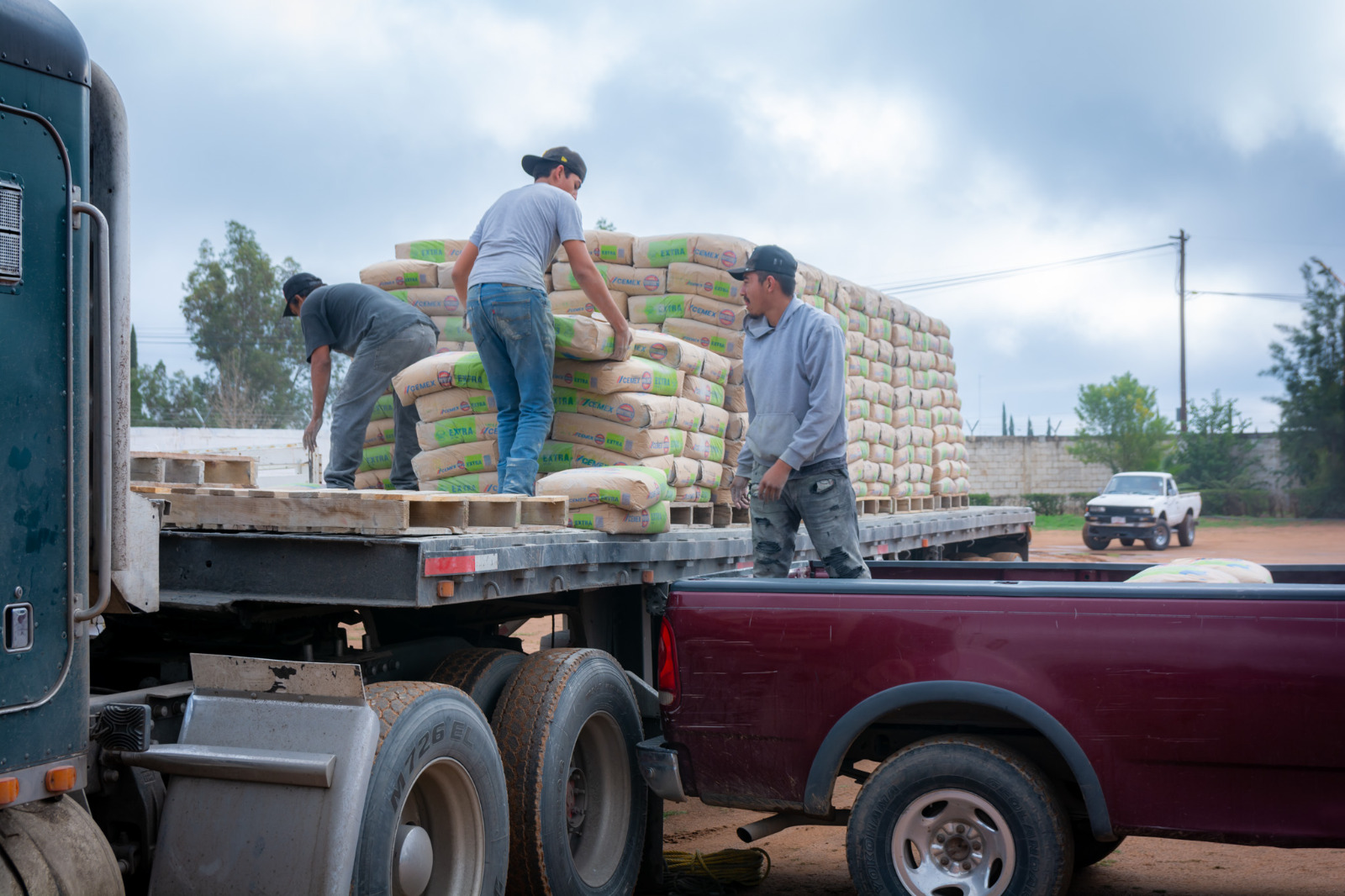 Entregan Bultos De Cemento En Loreto NTR Zacatecas