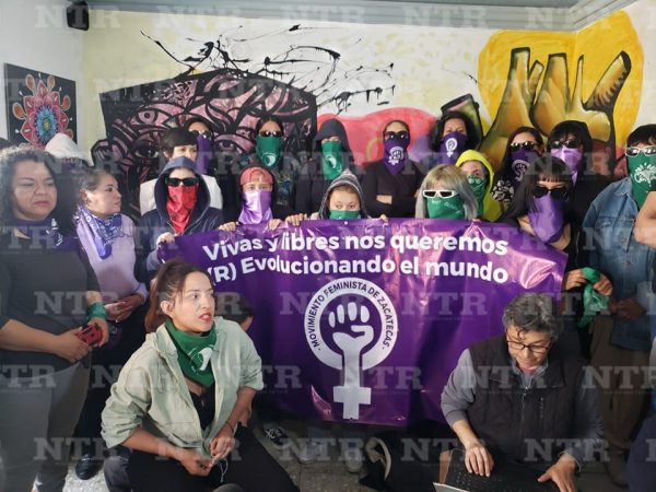 Colectivos feministas exigen la destitución de Reyes Mugüerza NTR