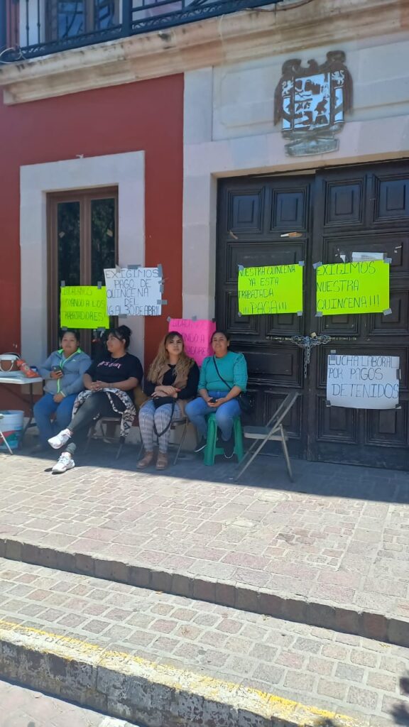 Grupo De Trabajadores Mantienen Tomada La Presidencia De Sain Alto