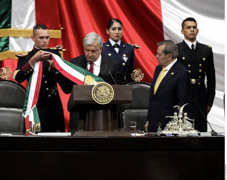 Toma protesta López Obrador
