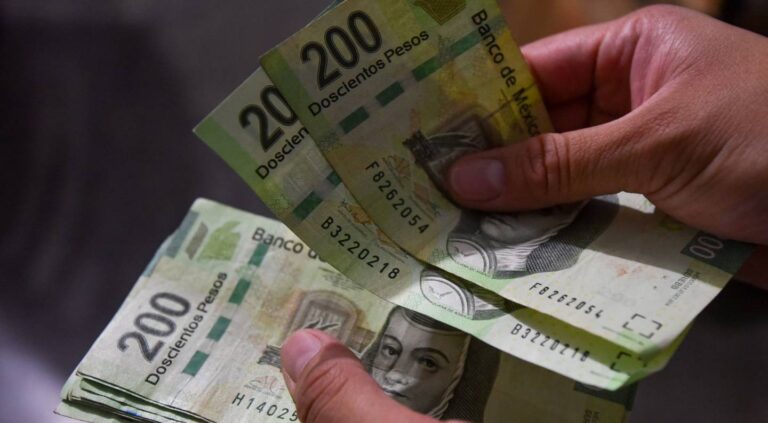 Salario mínimo 2023: ¿Cuánto aumentó, de cuánto será y cuándo entra en vigor?