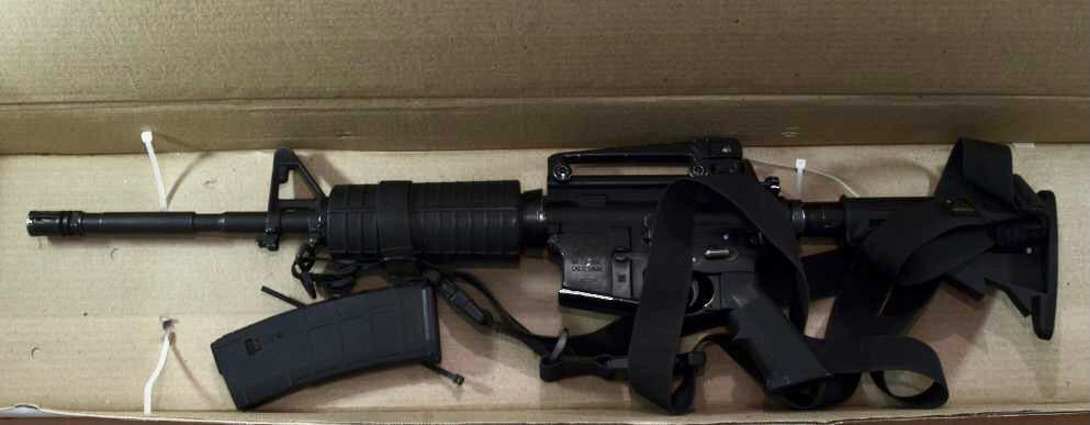 Sentencian nueve años a un hombre por posesión de armas