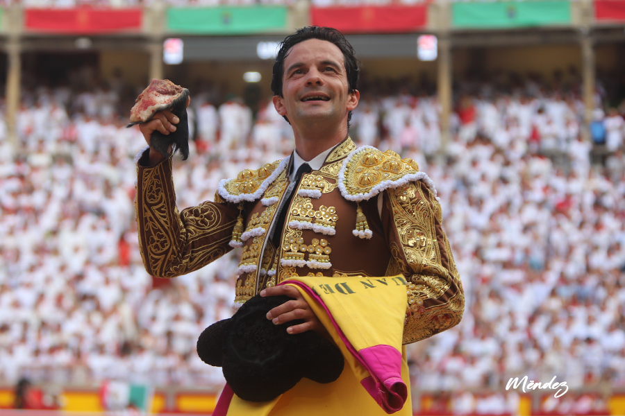 Oreja para Juan Del Álamo en Pamplona