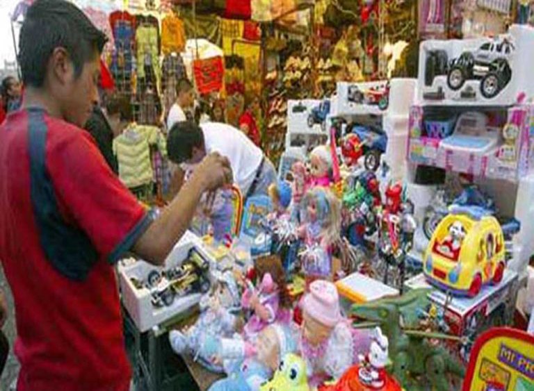 Llaman a comerciantes ambulantes de Guadalupe a empadronarse