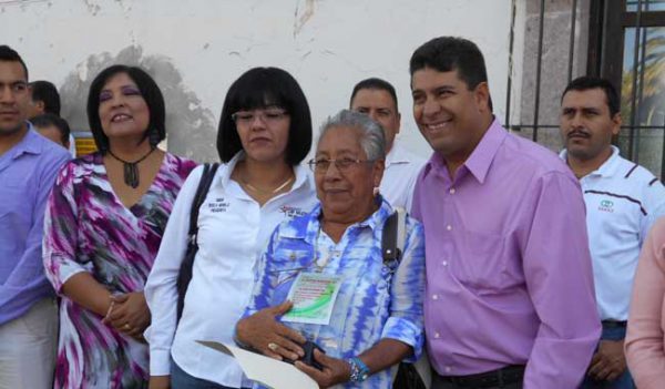 Saucedo reconoce trabajo de las maestras del SMDIF, Calera
