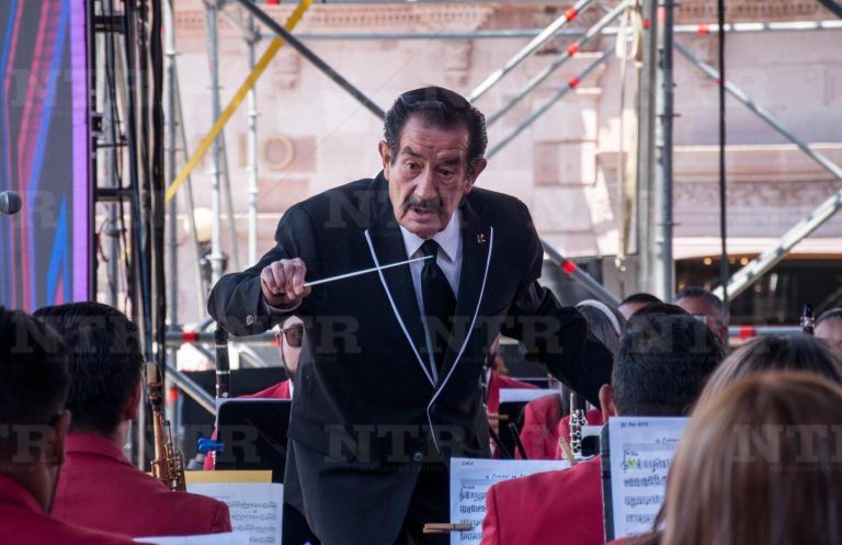 En el abandono, Banda Sinfónica: Salvador García