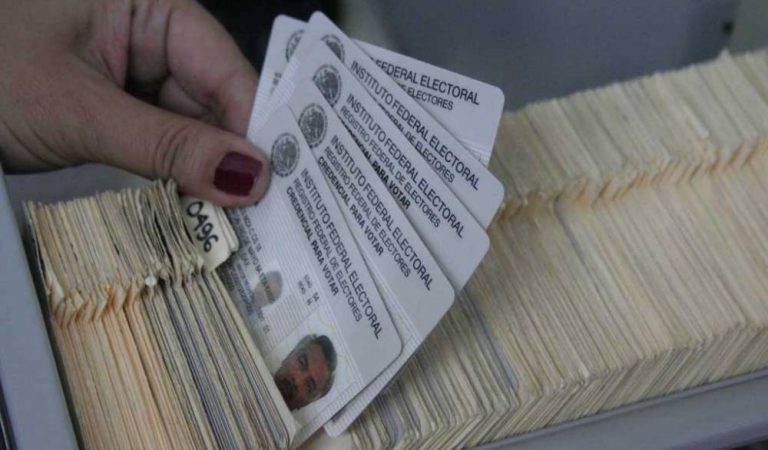 Hoy concluye entrega de credenciales para votar en 13 estados