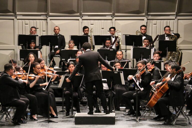 Ofrece Orquesta de Cámara del Estado concierto de temporada
