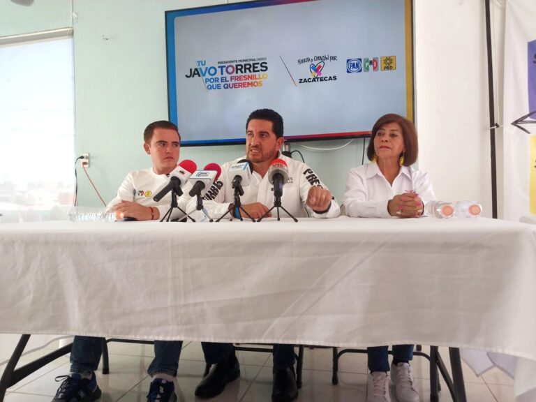 Denuncia Torres acoso a trabajadores que se suman a su campaña