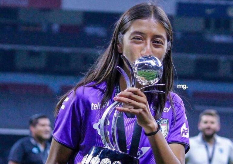 Alejandra Caldera es campeona con la Sub-19