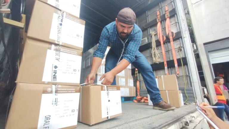 Llegan 1 millón 62 mil boletas electorales al INE