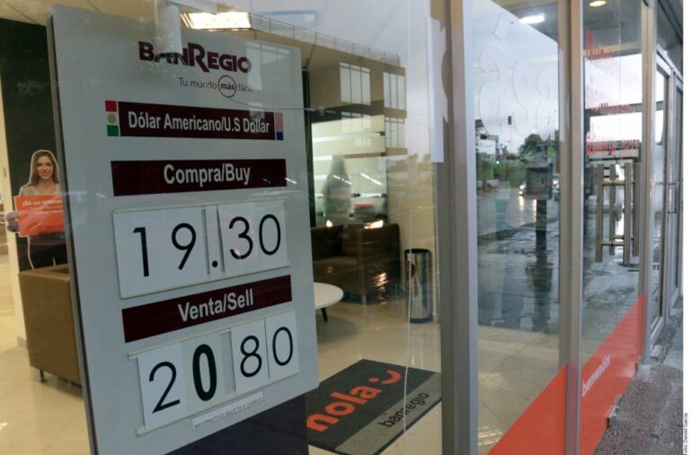 Escala el dólar a $20.80