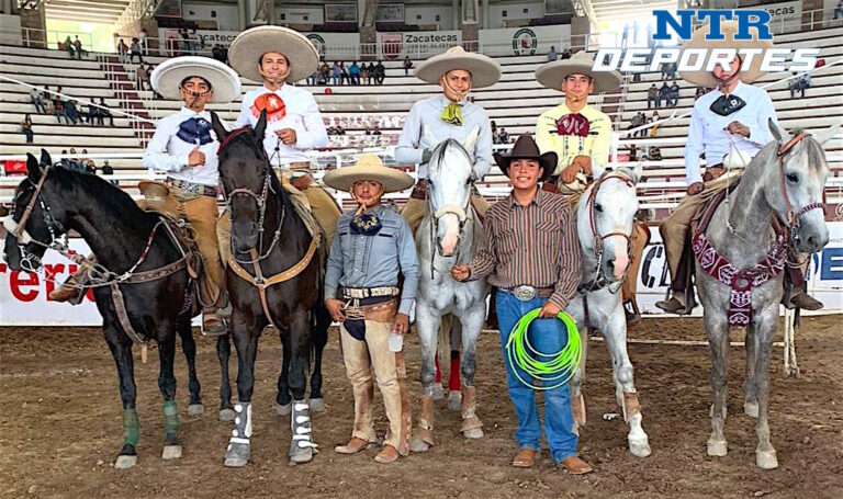 Reconocen a charros de la Utzac