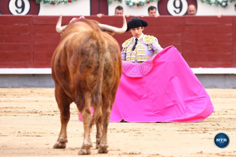 Adrián convence una vez más