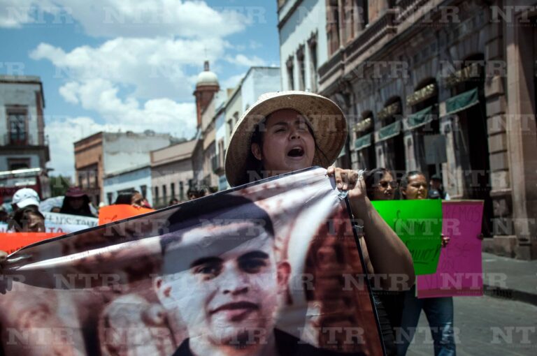 Marchan para que vuelva Emilio