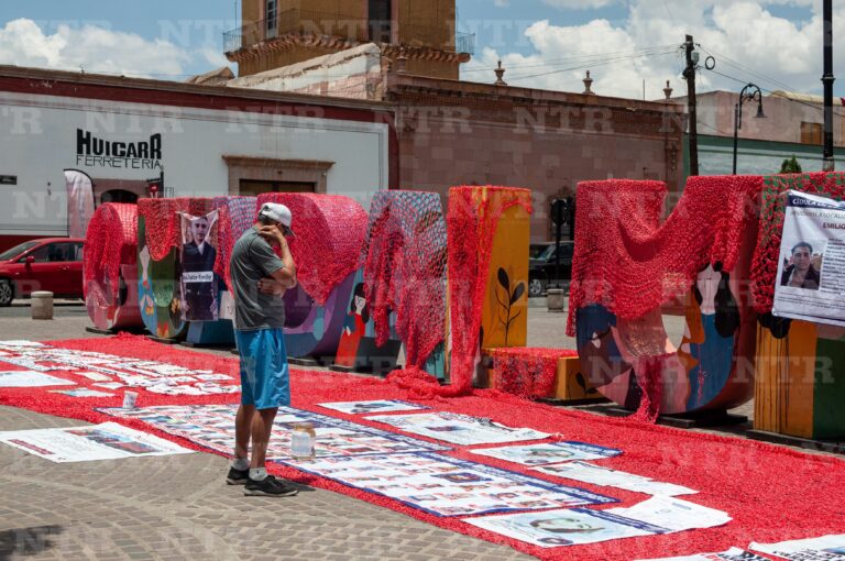Tejen por víctimas en Guadalupe