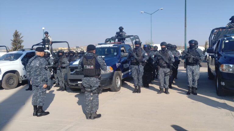 Trabaja la policía con déficit de elementos