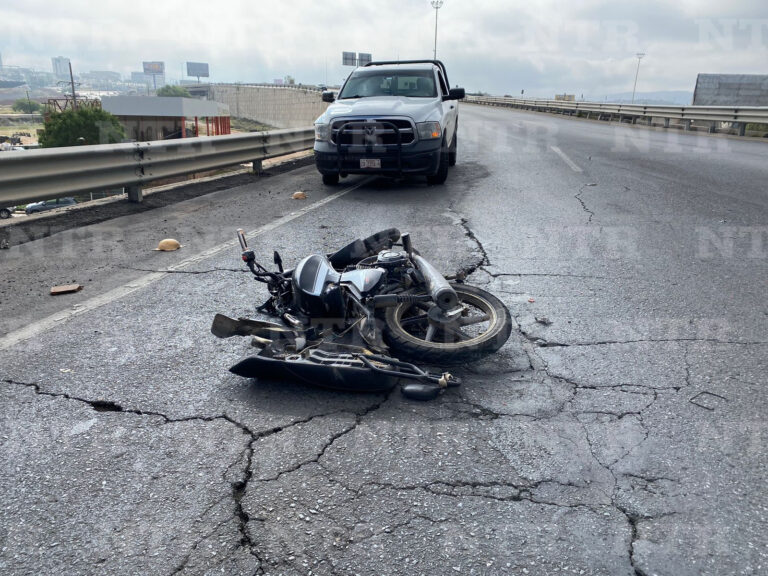 Se accidenta motociclista en carretera