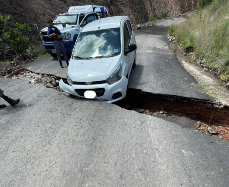 Cerrarán un mes carretera Tabasco-Calvillo; es intransitable