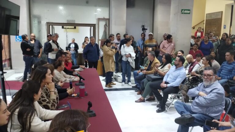 Incumplen diputados informe de Issstezac