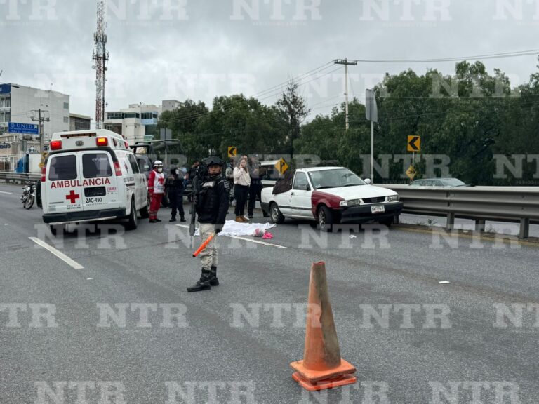Muere tras caer de su motocicleta en el bulevar
