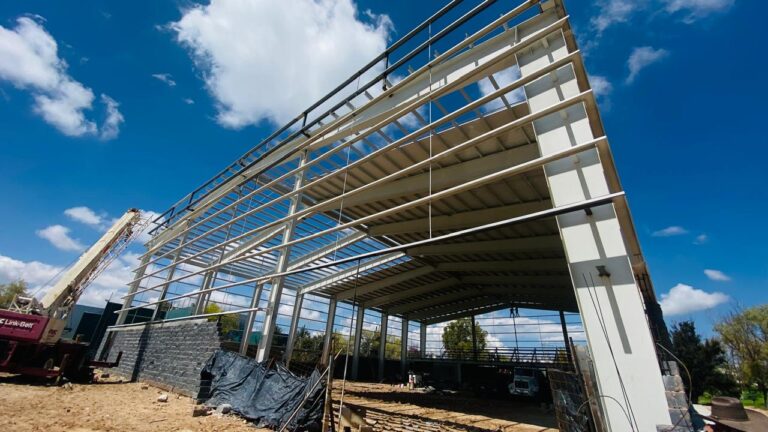 Polideportivo, con 60% de avance