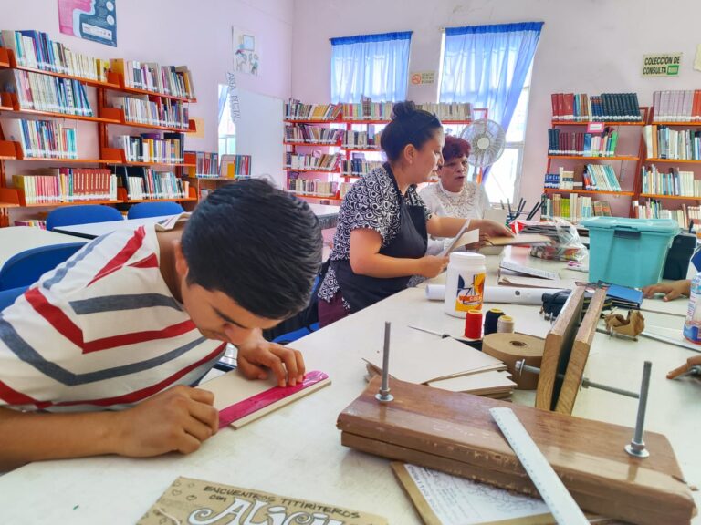 Comienza taller de escritura creativa con Citlaly Aguilar