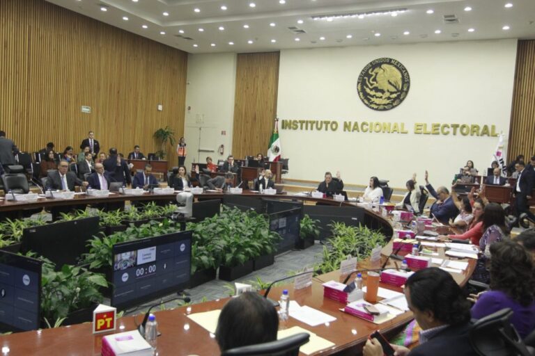 Otorgan a la 4T mayoría calificada