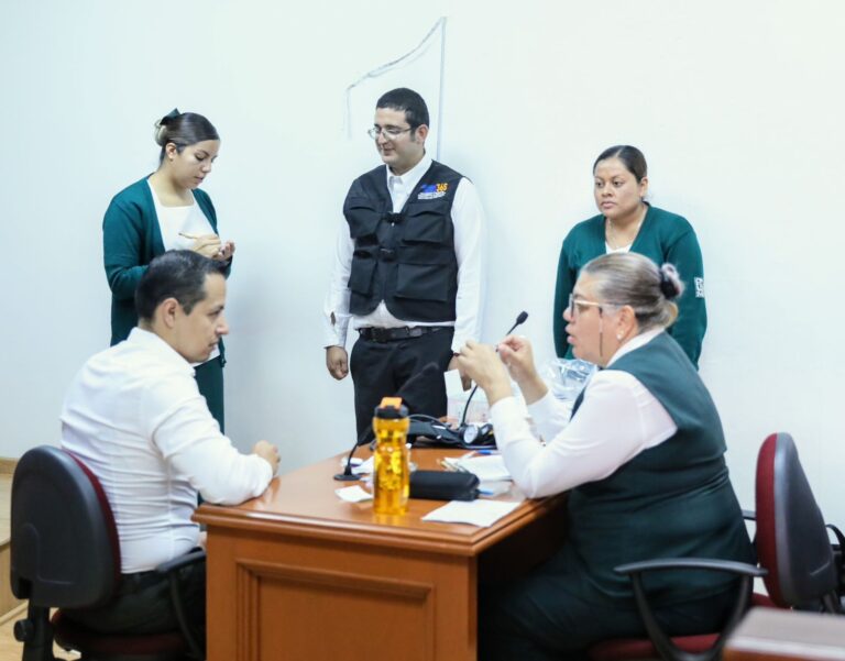 Realizan IMSS y Poder Judicial Feria de la Salud