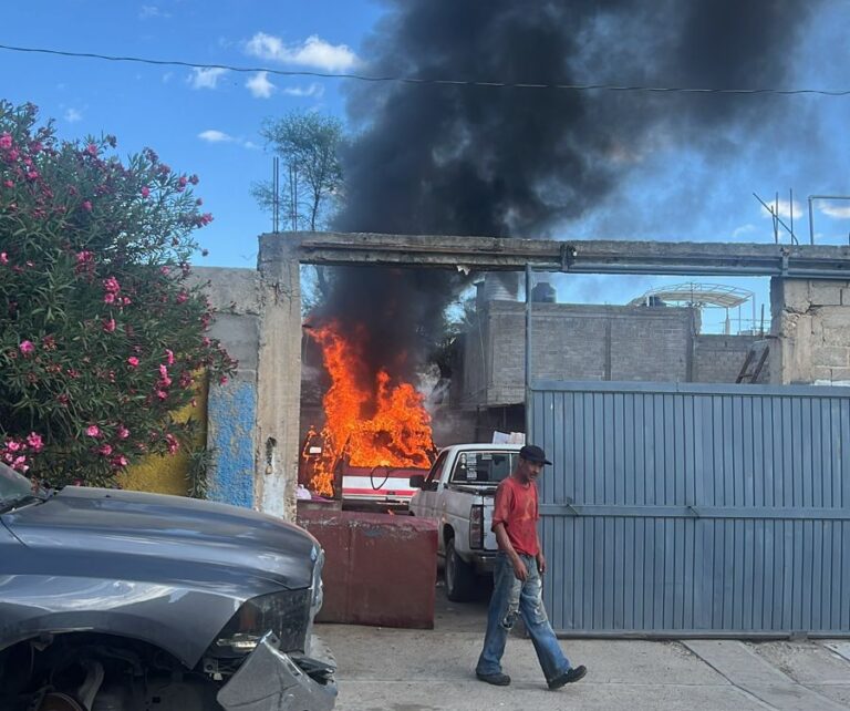 Se incendia vehículo en Río Grande