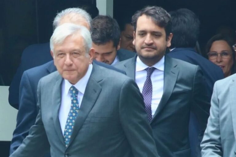 Destapan para Morena a hijo de López Obrador