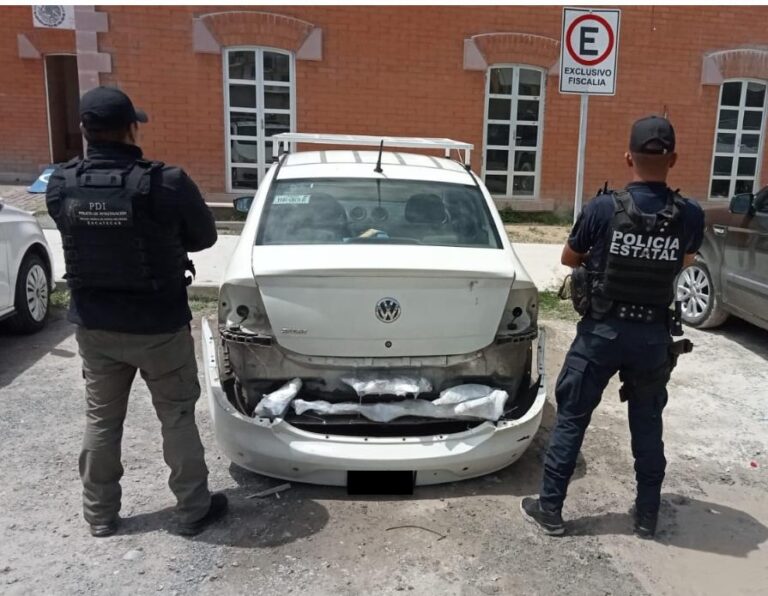 Detienen a hombre por transportar armas