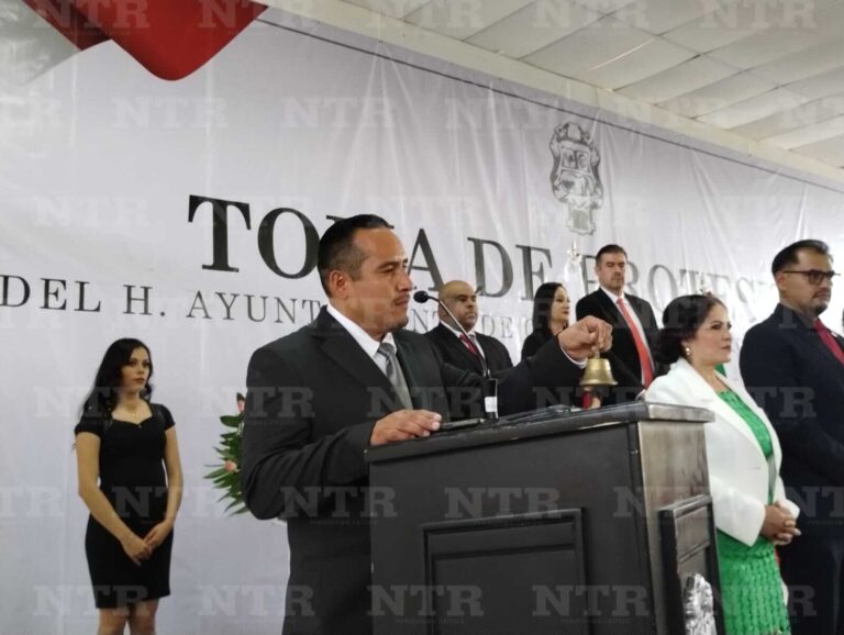 Rinde protesta alcalde Miguel Ángel Murillo