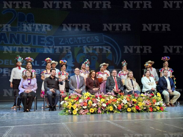 Jóvenes muestran su talento en nacional cultural