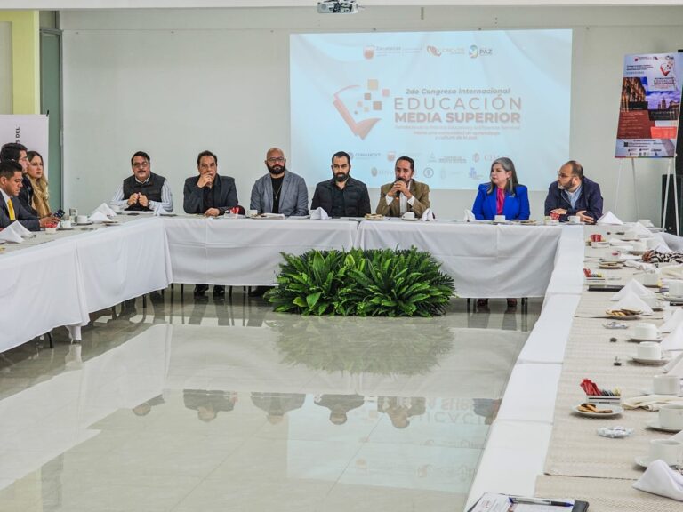 Convoca Cecytez a analizar la Nueva Escuela Mexicana