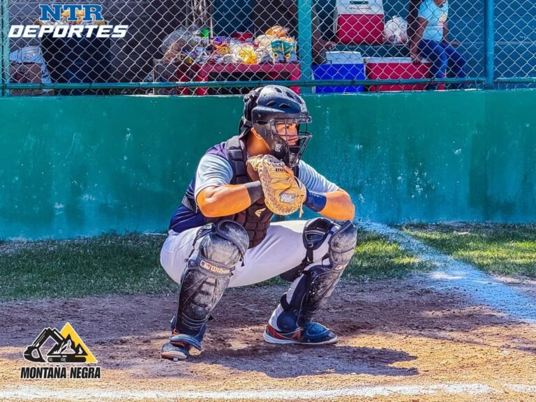 Santos Constructores Recibe a Astros de Teocaltiche