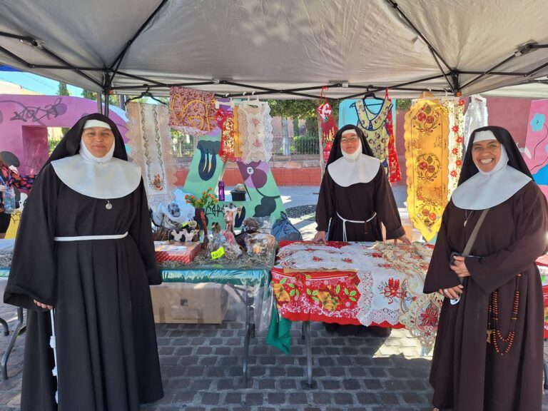 Recaudan fondos para monasterio de Nuevo León