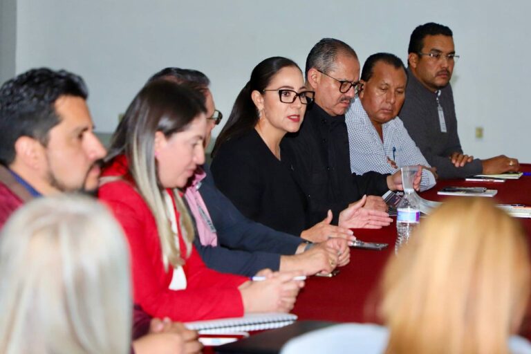 Atienden problemática en primaria Lázaro Cárdenas del Río, en comunidad El Chique