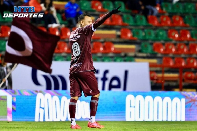 Brian Figueroa en el 11 Ideal del AP24