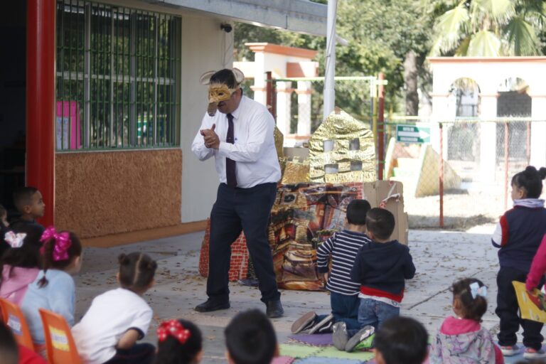 Celebran Día del Libro con atención a infantes en Jerez