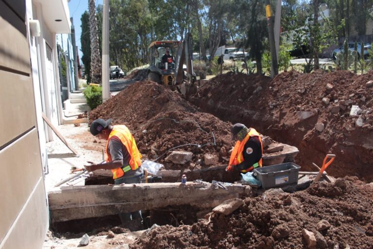 Supervisan avance de obra hidráulica en colonia Tecnológica