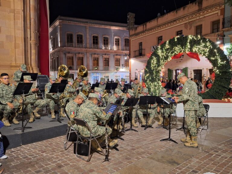 Ofrece un concierto la Quinta Región Militar