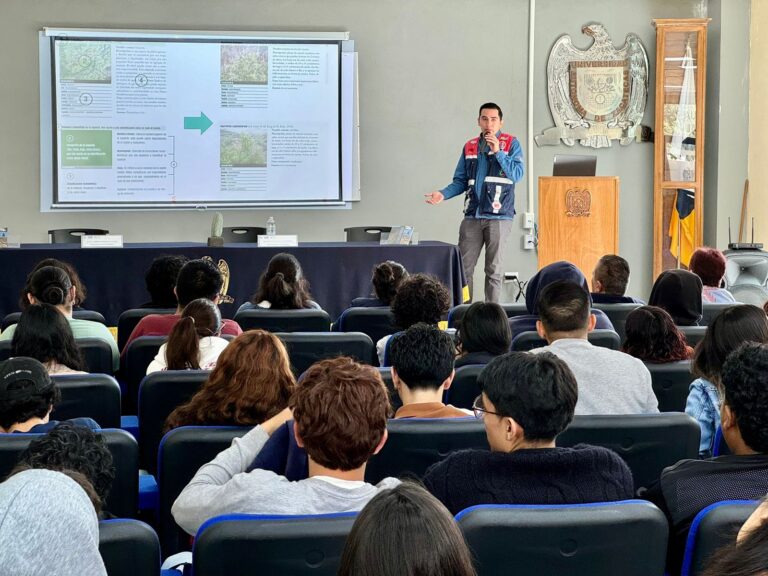 Presentan Guía de Biodiversidad Cozamín en Biología UAZ