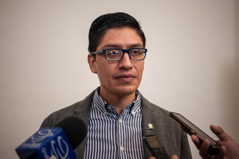 Desempleo lleva a la informalidad