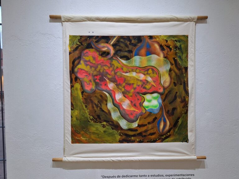 Inauguran la muestra Viaje íntimo al paraíso