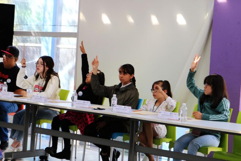 Prepara Sipinna foro para niños y adolescentes