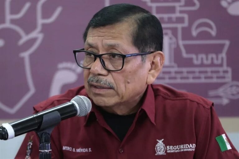 Pedí a Mérida renunciar para relanzar operativos: Rocha