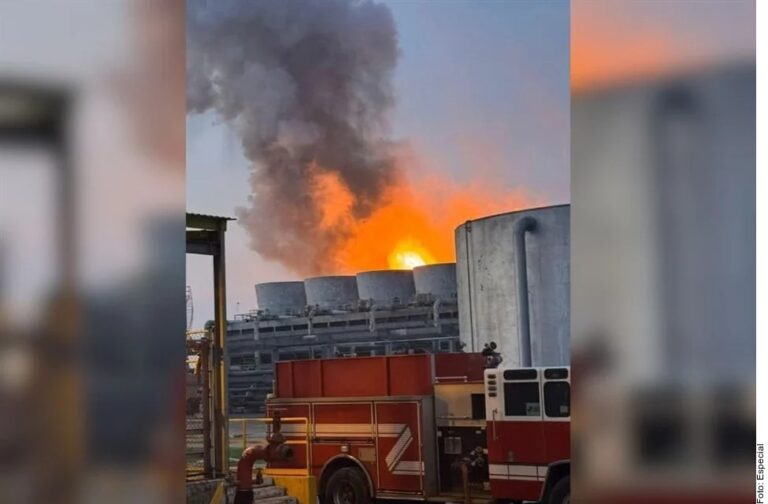 Reportan explosión en complejo de Pemex en Veracruz